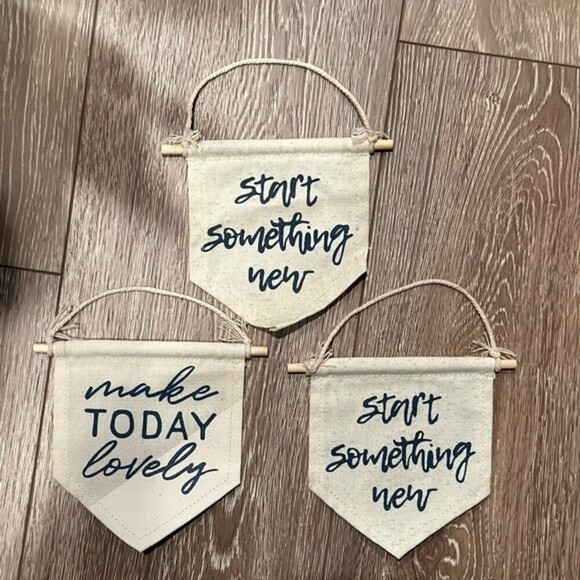 Target Canvas Accent‎ Banners Set of 4 - Picture 4 of 6